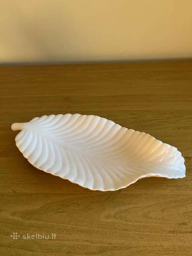 Porcelianinė lėkštė