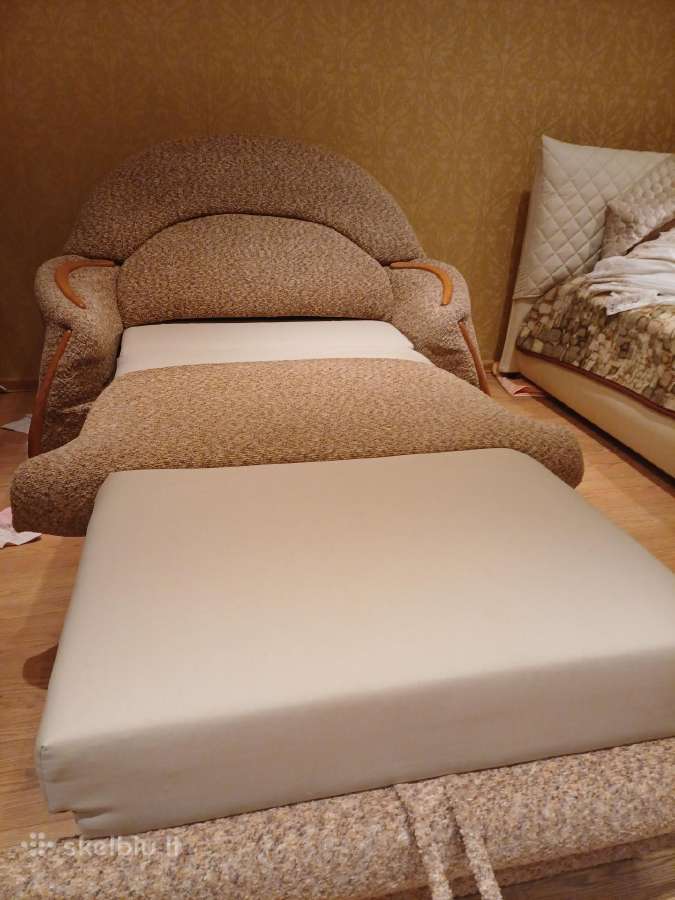 Miegama sofa, labai mylėta ir orižiūtėta - nuotraukos Nr. 3