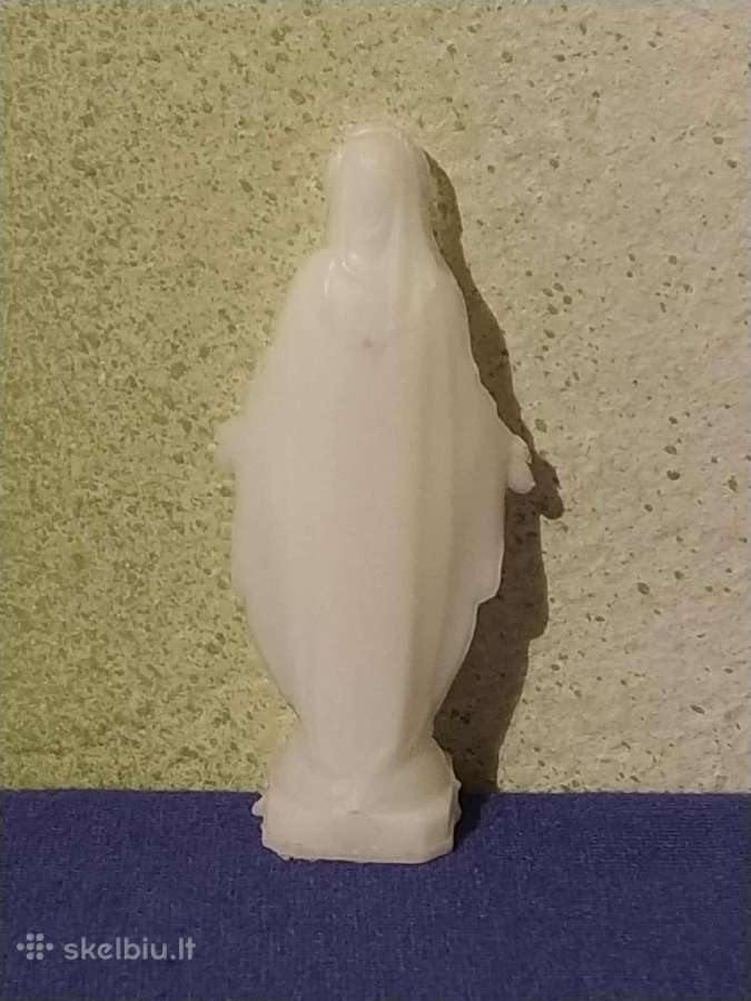 Krikscioniu religijos statulele sviecianti tamsoj - nuotraukos Nr. 2
