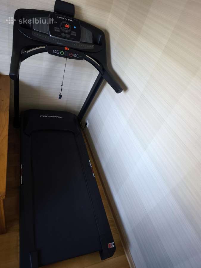 Bėgimo takelis Proform Performance 400i, 1900 W