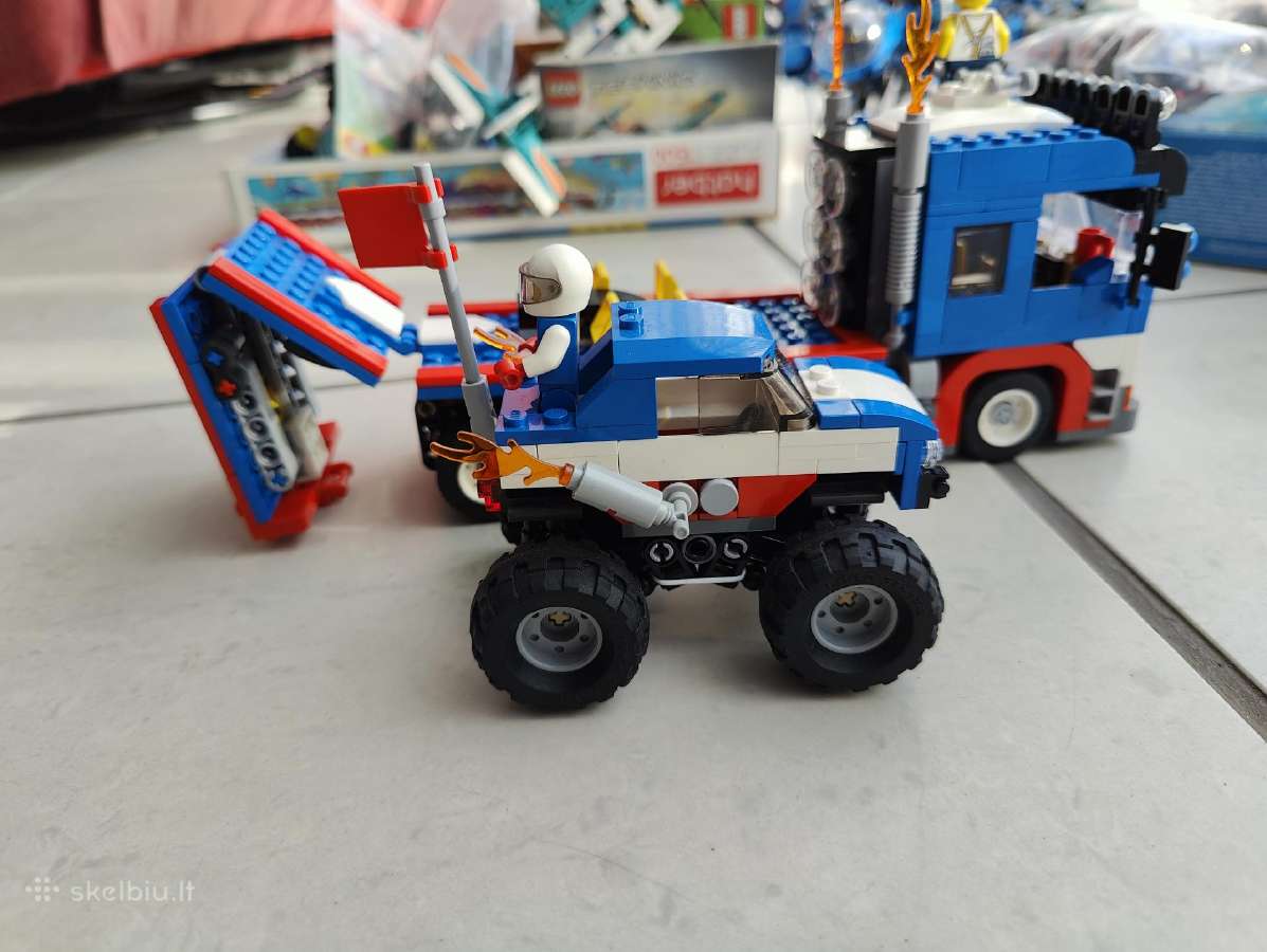 Lego 31085, Keliaujantis kaskadininkų pasirodymas - nuotraukos Nr. 3