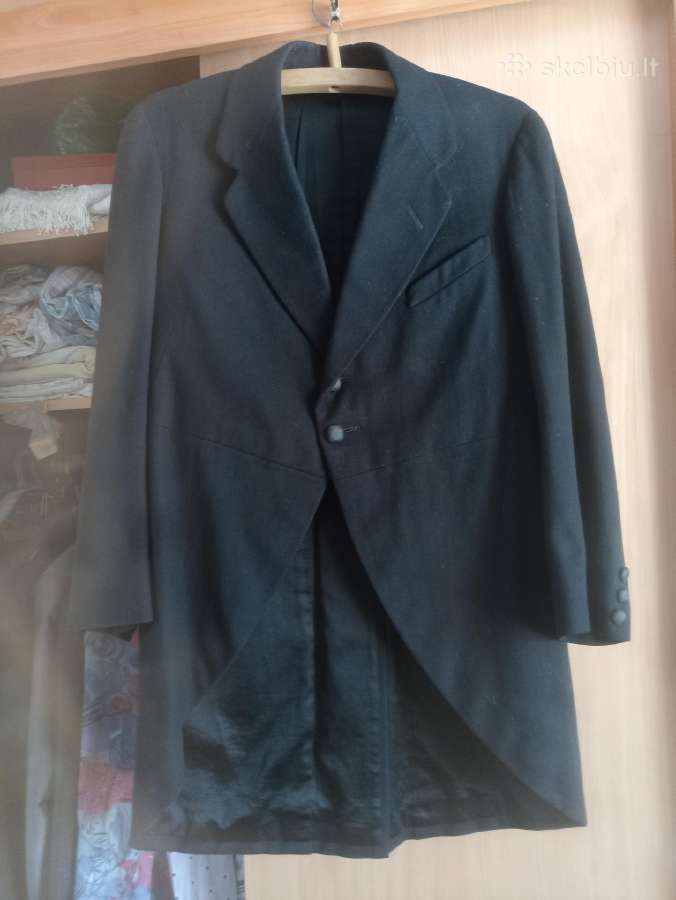 Retro vyriškas smokingas