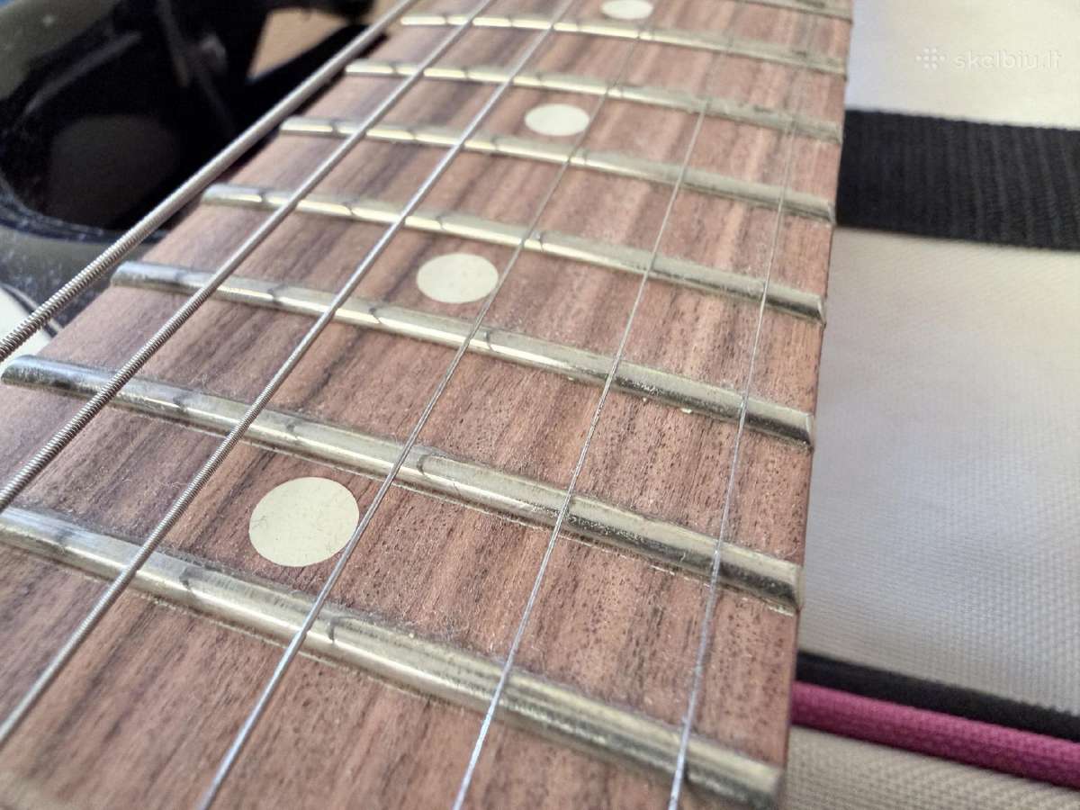 Fender Stratocaster, Pau Ferro Fingerboard - nuotraukos Nr. 3