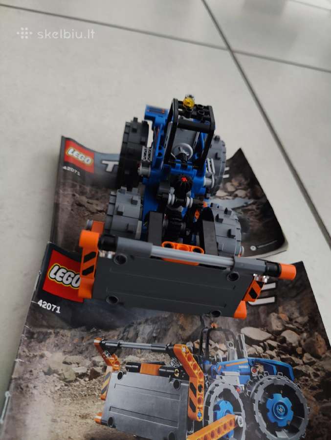Lego technic 42071, du viename - nuotraukos Nr. 2