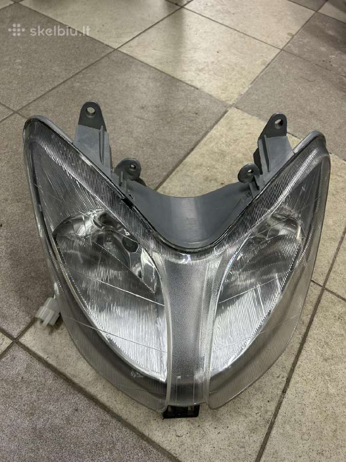 Motorolerio dalys: sankabos, magnetai, žibintai - nuotraukos Nr. 7
