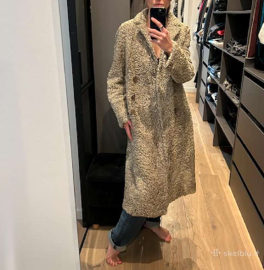 Vintage karakulis. Beige, kreminis