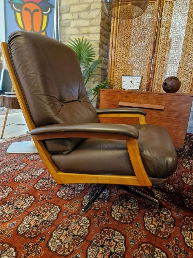 Vintažinis mid century Himolla odinis/tiko fotelis - nuotraukos Nr. 2