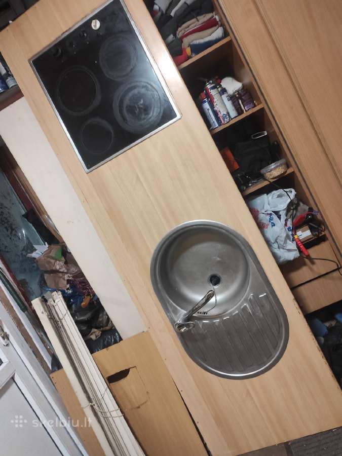 Virtuvinis Stalviršis kriaukle ir elektrinė virykl