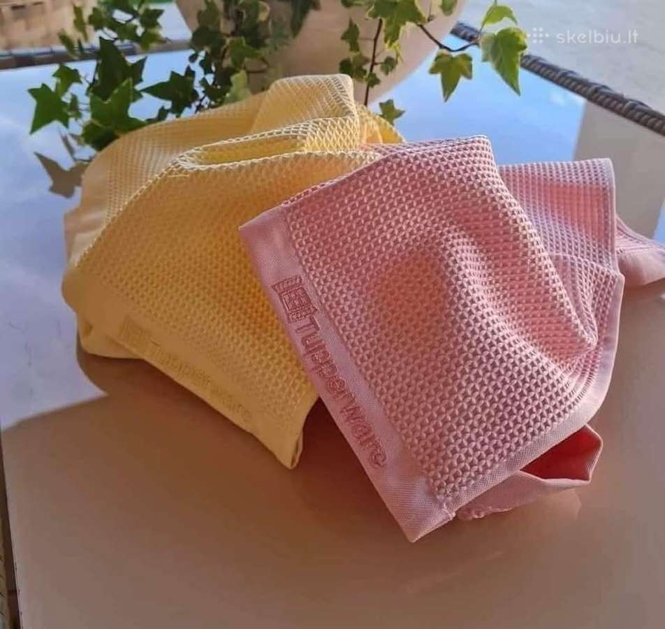 Tupperware langų šluostė