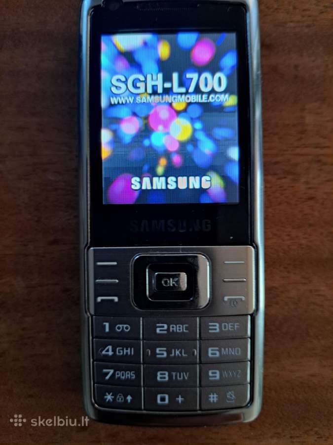Knopkinis naujas Samsung Sgh-l700 telefonas