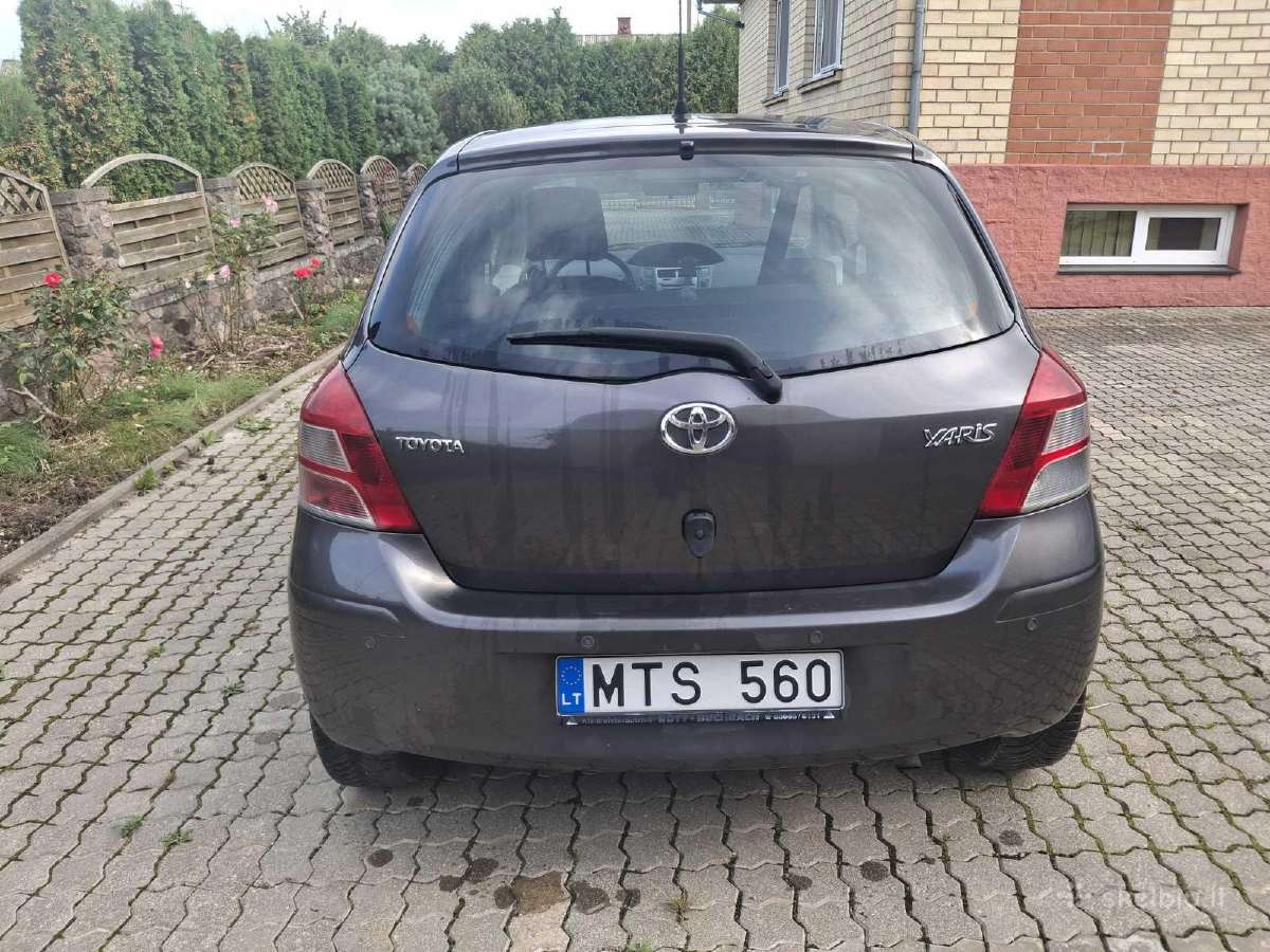 Parduodu automobilį Toyota Yaris - nuotraukos Nr. 6