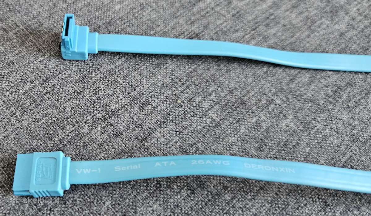 Sata duomenų perdavimo kabelis ilgis 42cm. 3vnt - nuotraukos Nr. 2