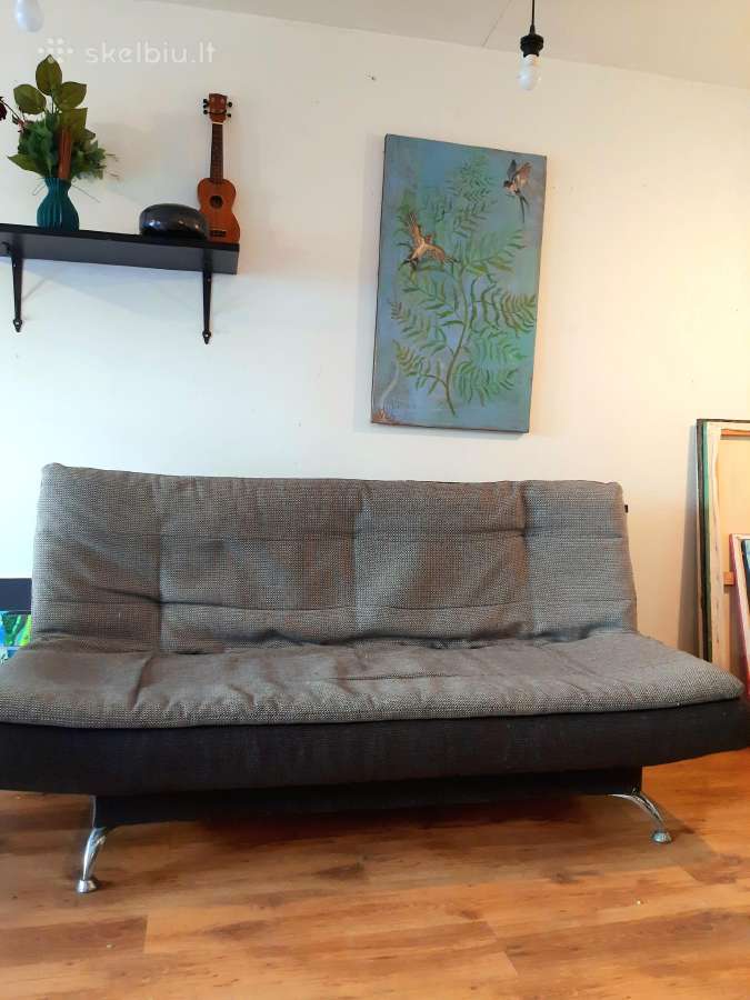 Sofa su patalynės dėže