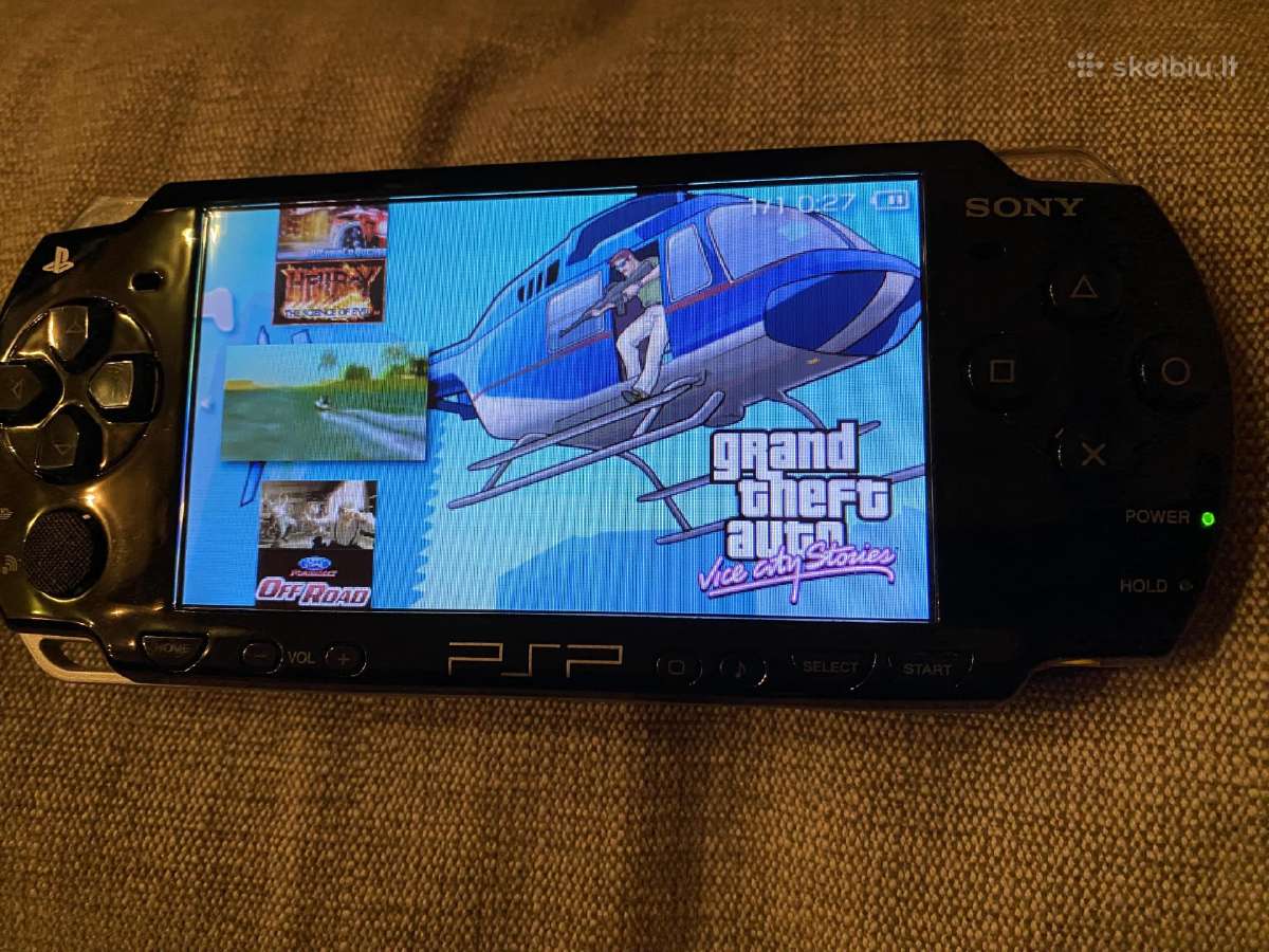 Žaidimų kompiuteriukas Sony PSP 2004 atrištas