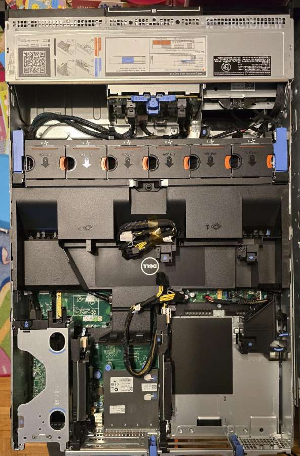 Dell Precision Rack R7910 2x Intel Xeon 8x 2.5 Sff - nuotraukos Nr. 2