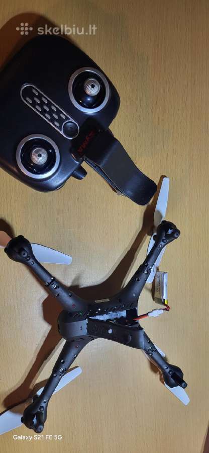 Syma z4w dronas su kamera