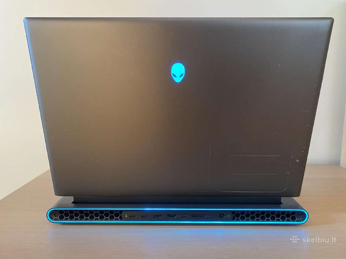 Dell Alienware m18 R1 Rtx4090 kompiuteris - nuotraukos Nr. 3