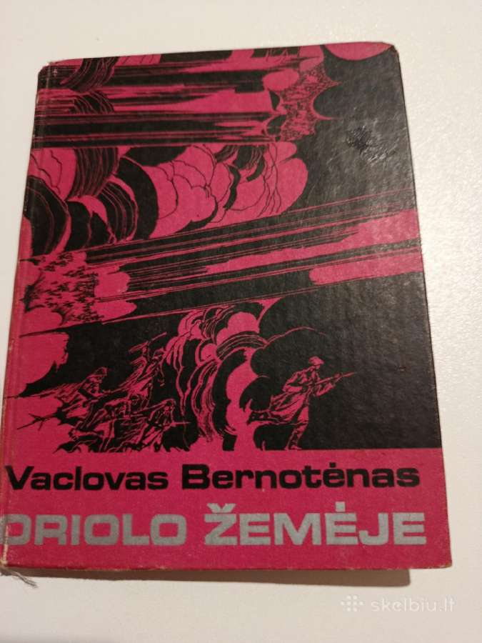 V.bernotėnas .Oriolo žemėje.