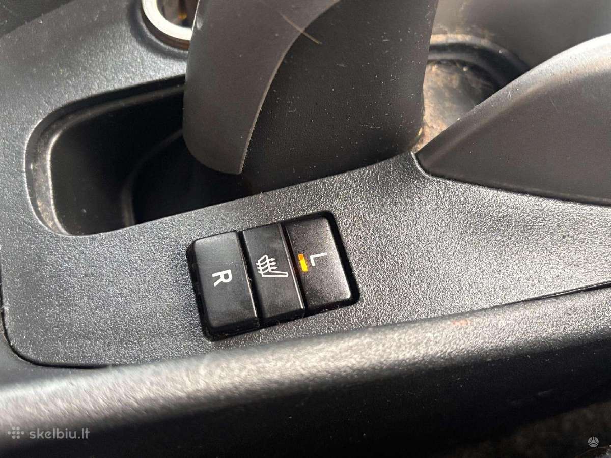 Parduodamas Toyota Auris - nuotraukos Nr. 12