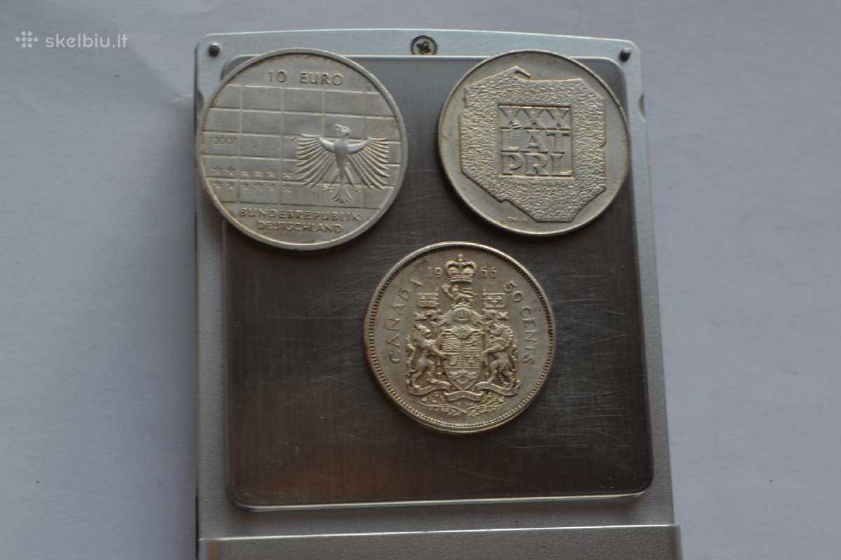 10 Euru2007,200 zlotu1974,canada 50c.1966