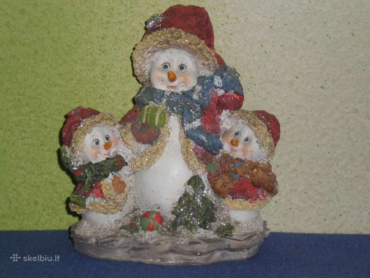 Statulele Seniu besmegeniu seimyna