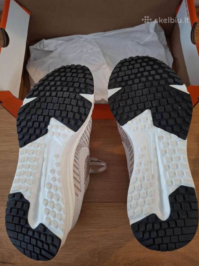 Nike kedai - nuotraukos Nr. 4