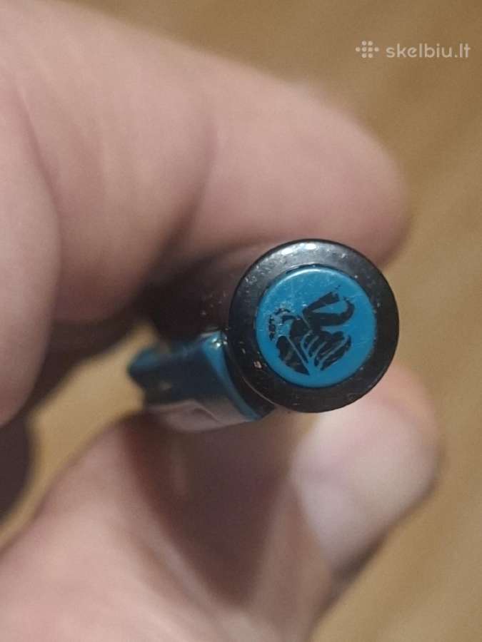 Plunksnakotis ,Pelikan'' - nuotraukos Nr. 2