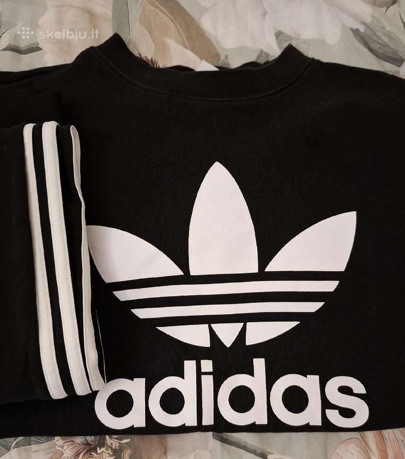 Adidas džemperis ir timpos