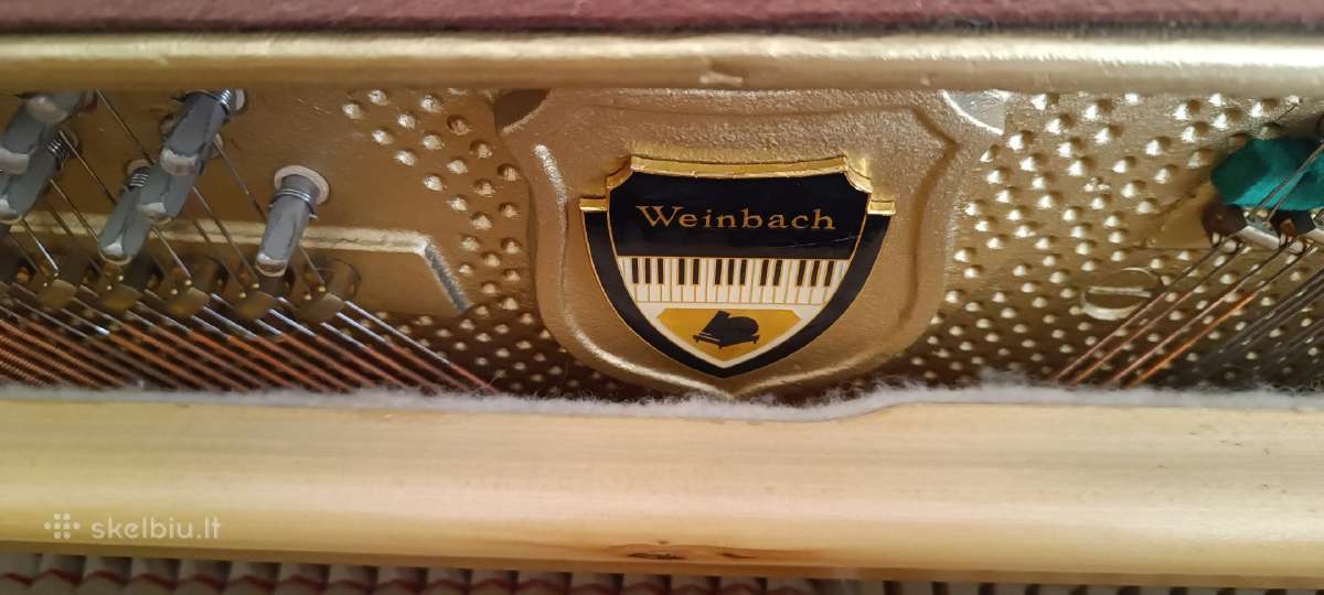Parduodamas pianinas Weinbach