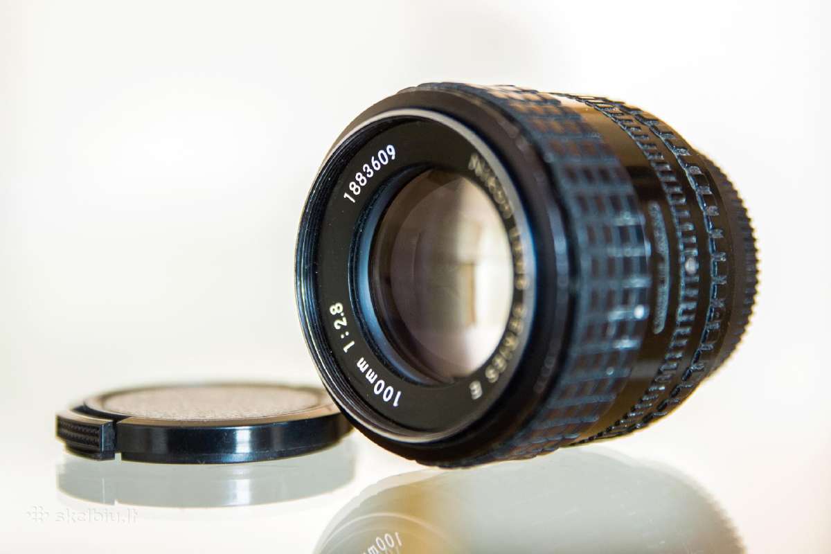 Nikkor 100mm f/2.8 Series E Ais