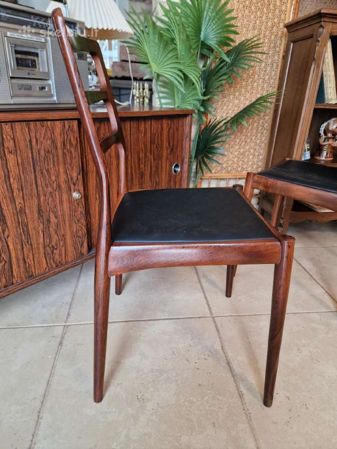 Vintažinės mid century palisandro masyvo kėdės - nuotraukos Nr. 12