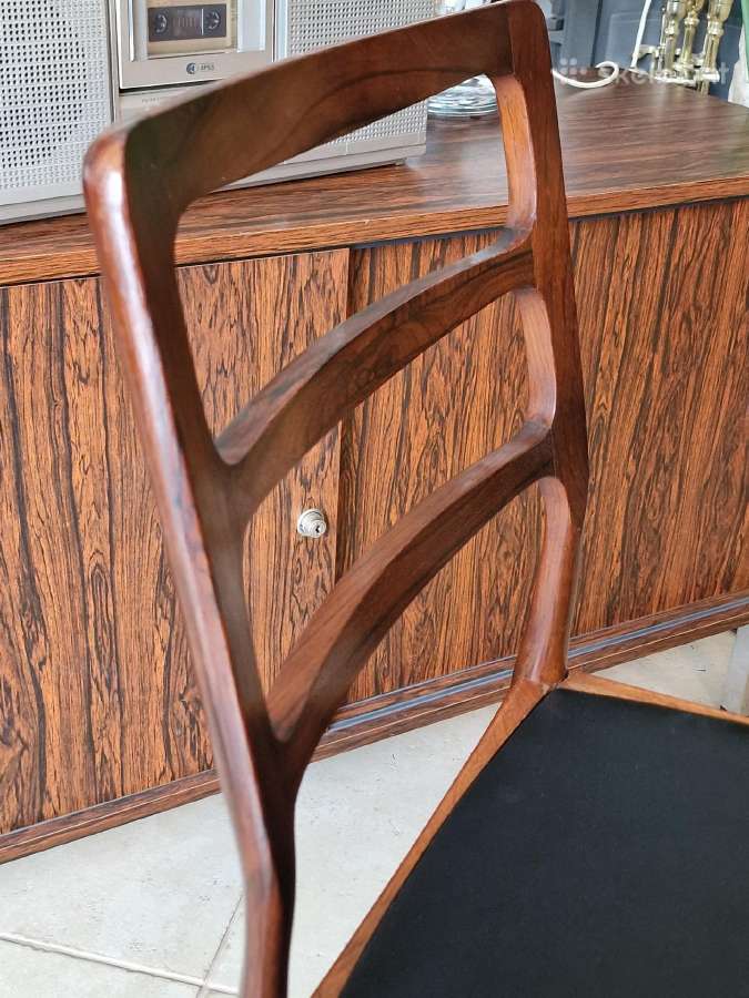 Vintažinės mid century palisandro masyvo kėdės - nuotraukos Nr. 32