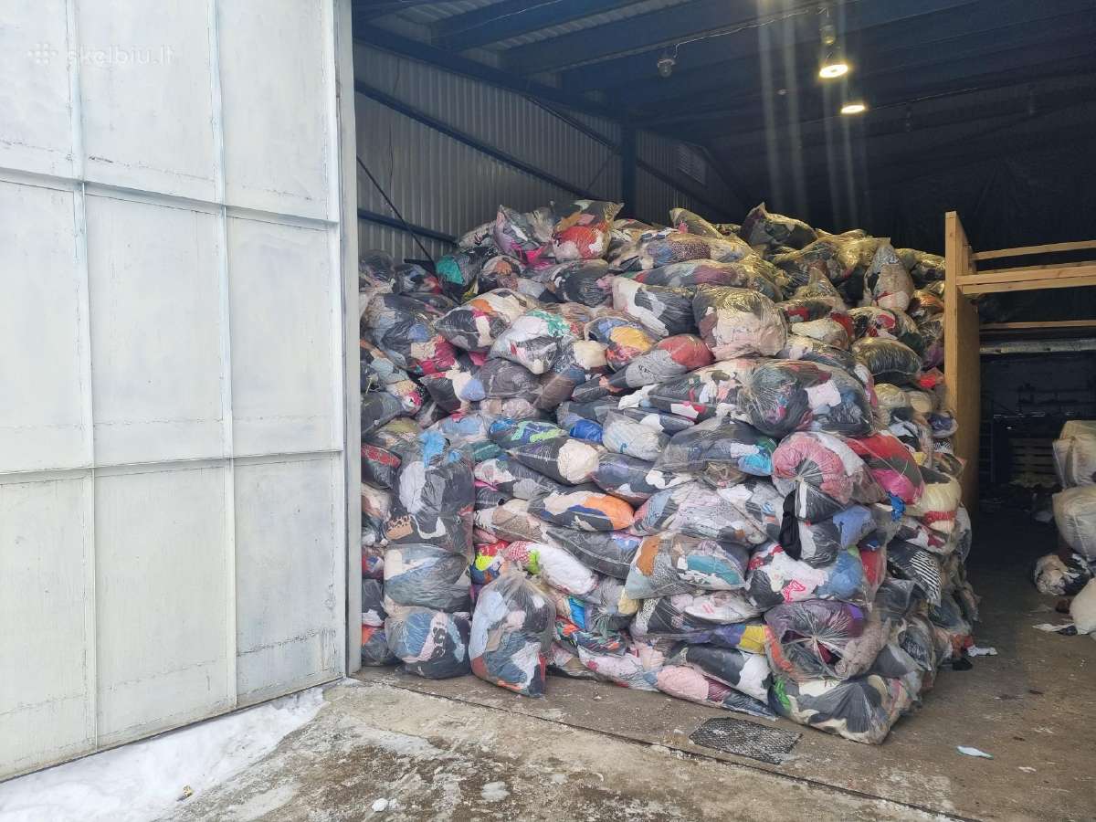 Dėvėti Drabužiai Urmu