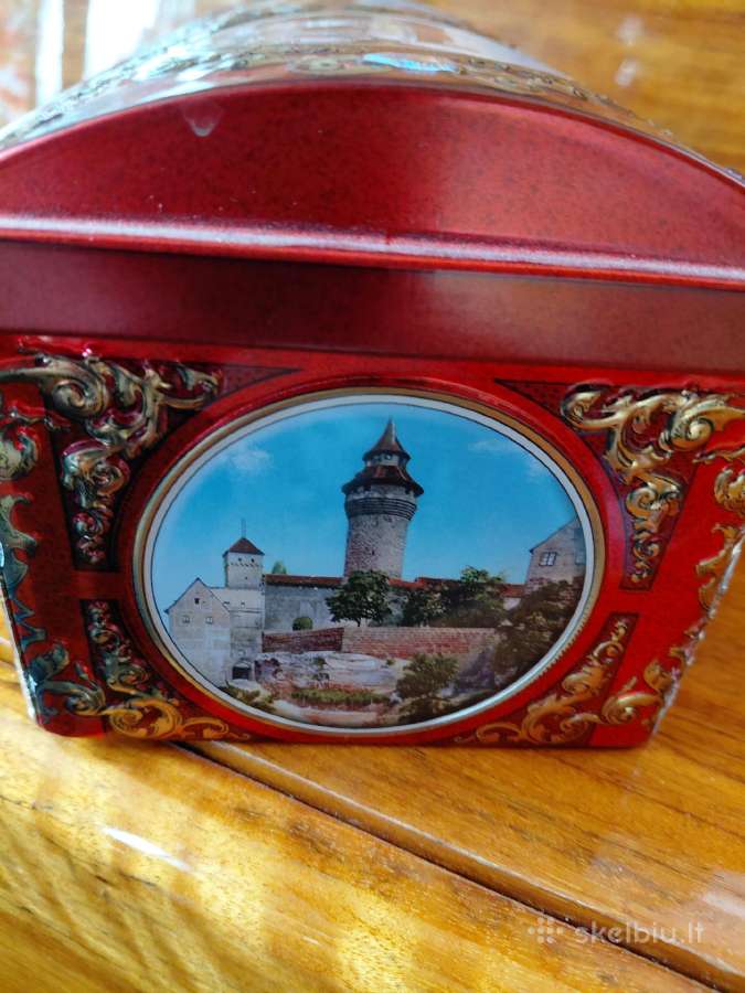 Didelė ,metalinė ,vintažinė dėžė - nuotraukos Nr. 4
