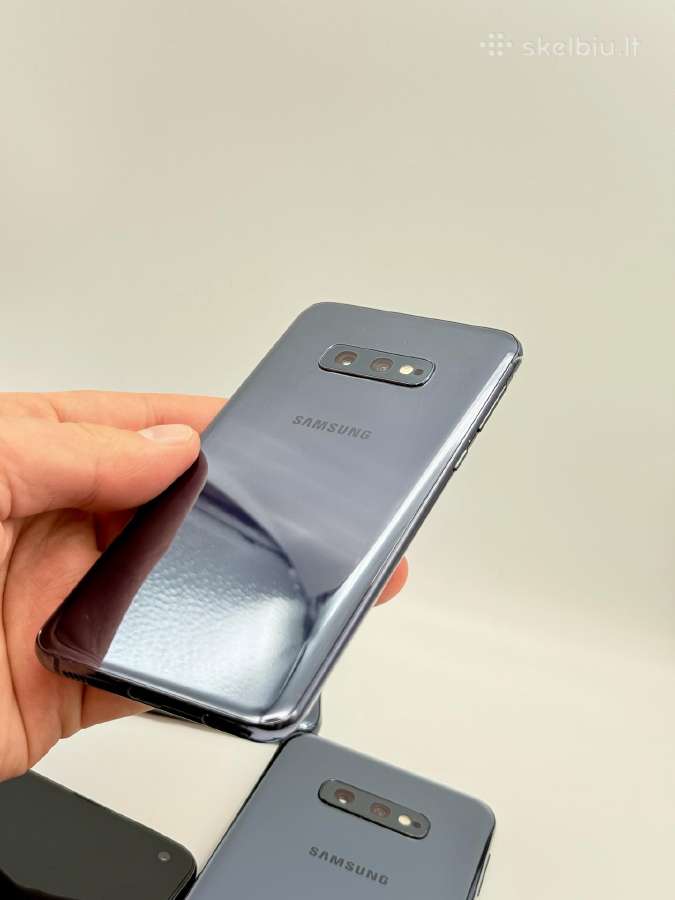 Samsung Galaxy S10e (128gb / 6gb RAM) su 3mėn gar.
