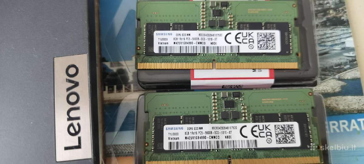 Samsung Sodimm 8 GB 5600 MHz.yra du moduliai.