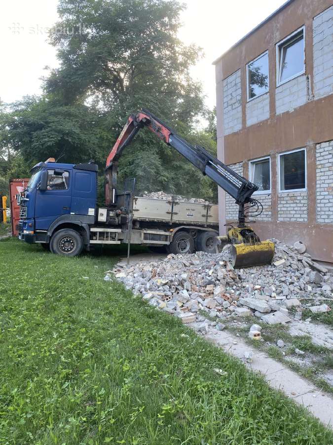 Biriu medžiagų pristatymas