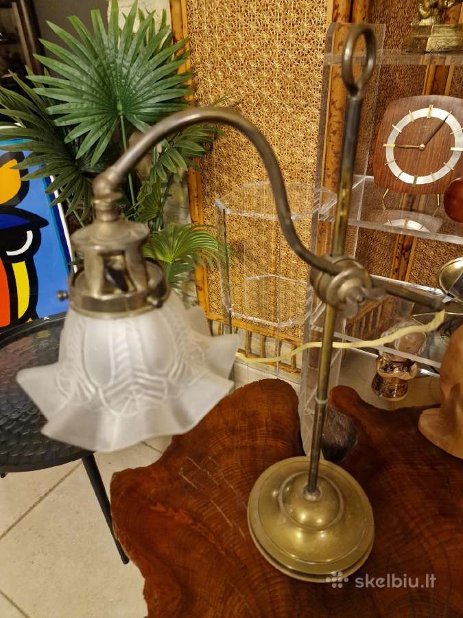 Vintažinė Art Nouveau žalvarinė stalo lempa - nuotraukos Nr. 2