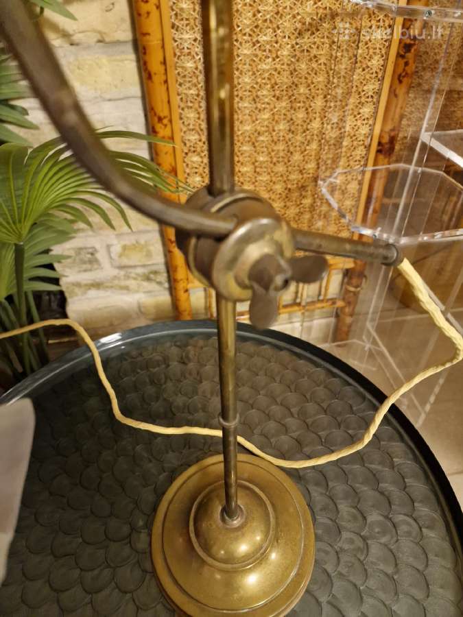 Vintažinė Art Nouveau žalvarinė stalo lempa - nuotraukos Nr. 8