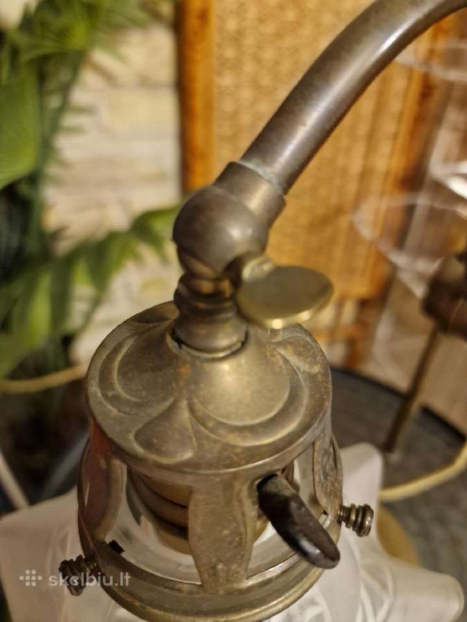 Vintažinė Art Nouveau žalvarinė stalo lempa - nuotraukos Nr. 10