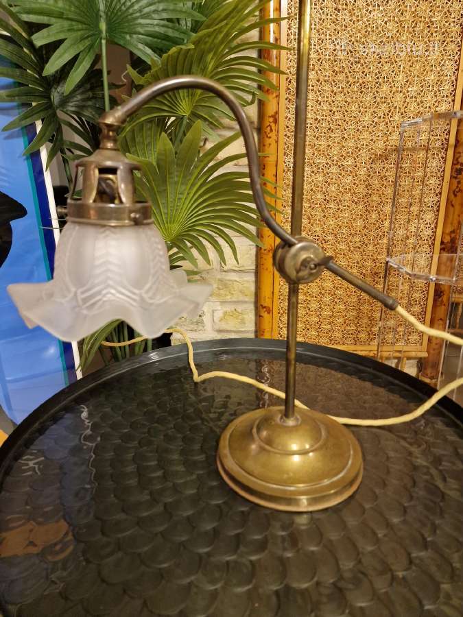 Vintažinė Art Nouveau žalvarinė stalo lempa - nuotraukos Nr. 12