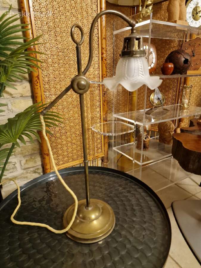 Vintažinė Art Nouveau žalvarinė stalo lempa - nuotraukos Nr. 17