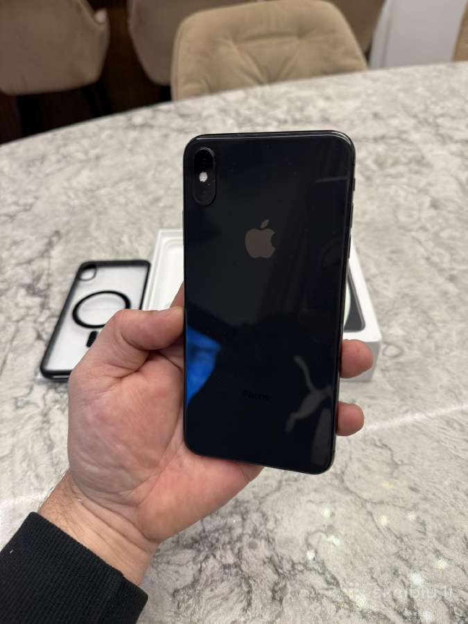 iPhone XS Max, 64gb 84%