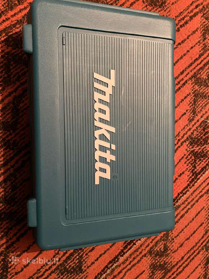 Makita suktuko Dhp353/453 dėžė