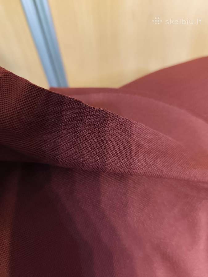 Bordo spalvos 3.84x1.54 m medžiagos skiautė - nuotraukos Nr. 3