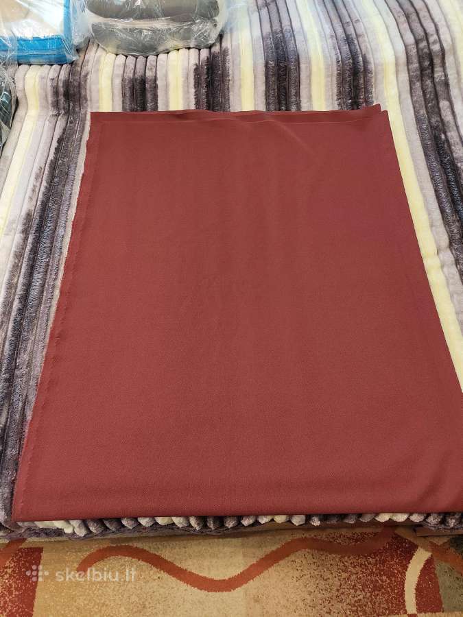 Bordo spalvos 3.84x1.54 m medžiagos skiautė - nuotraukos Nr. 4
