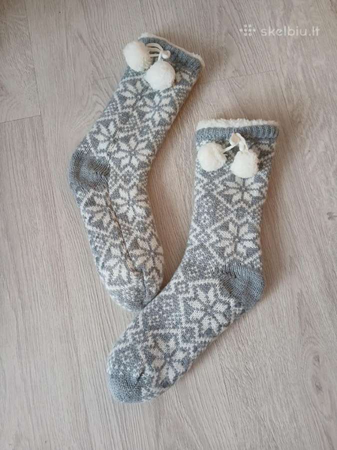 Kojinės su kailiuku
