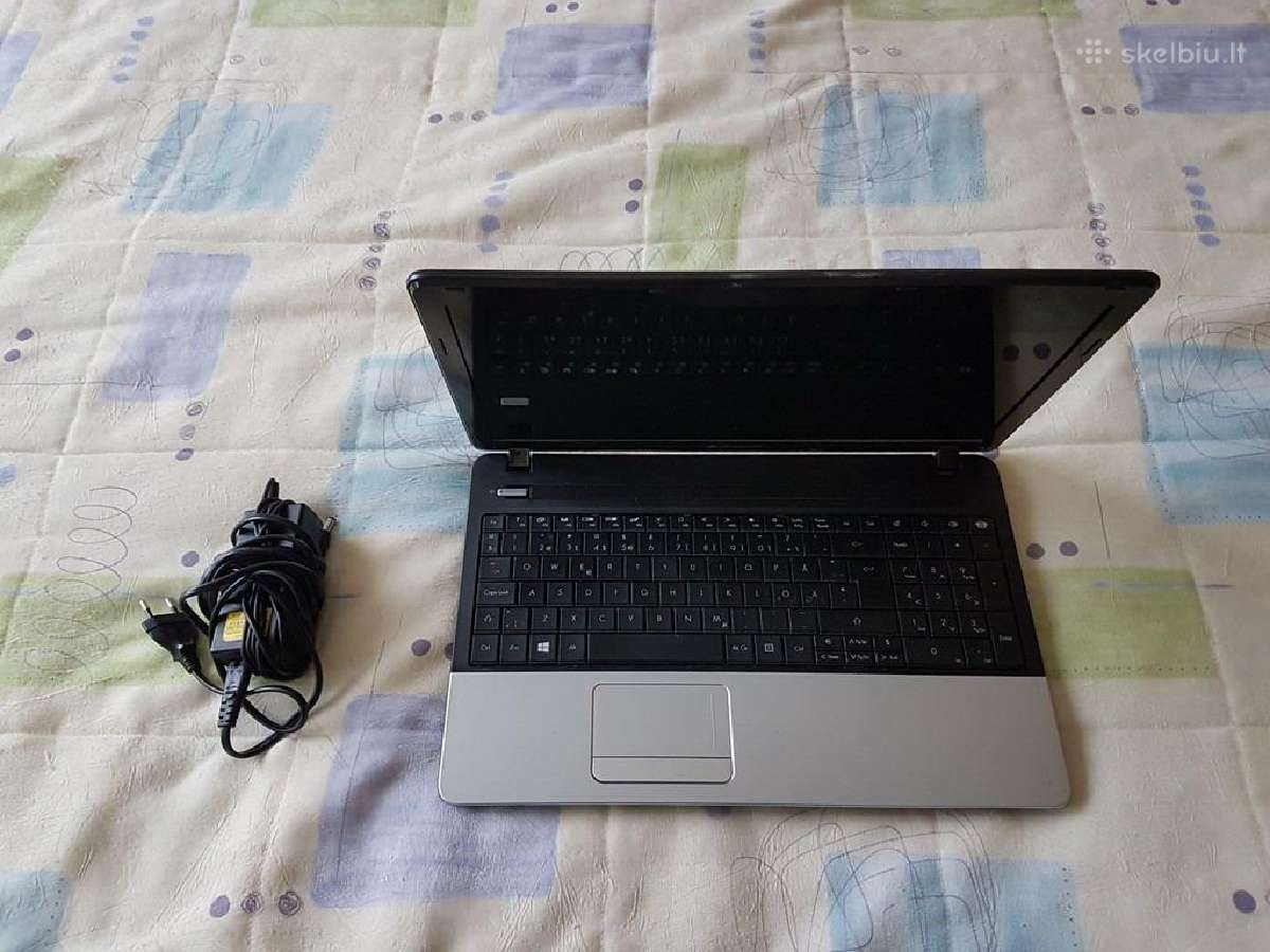 Acer - Pb easynote te11hc i5 8gb SSD nvidia