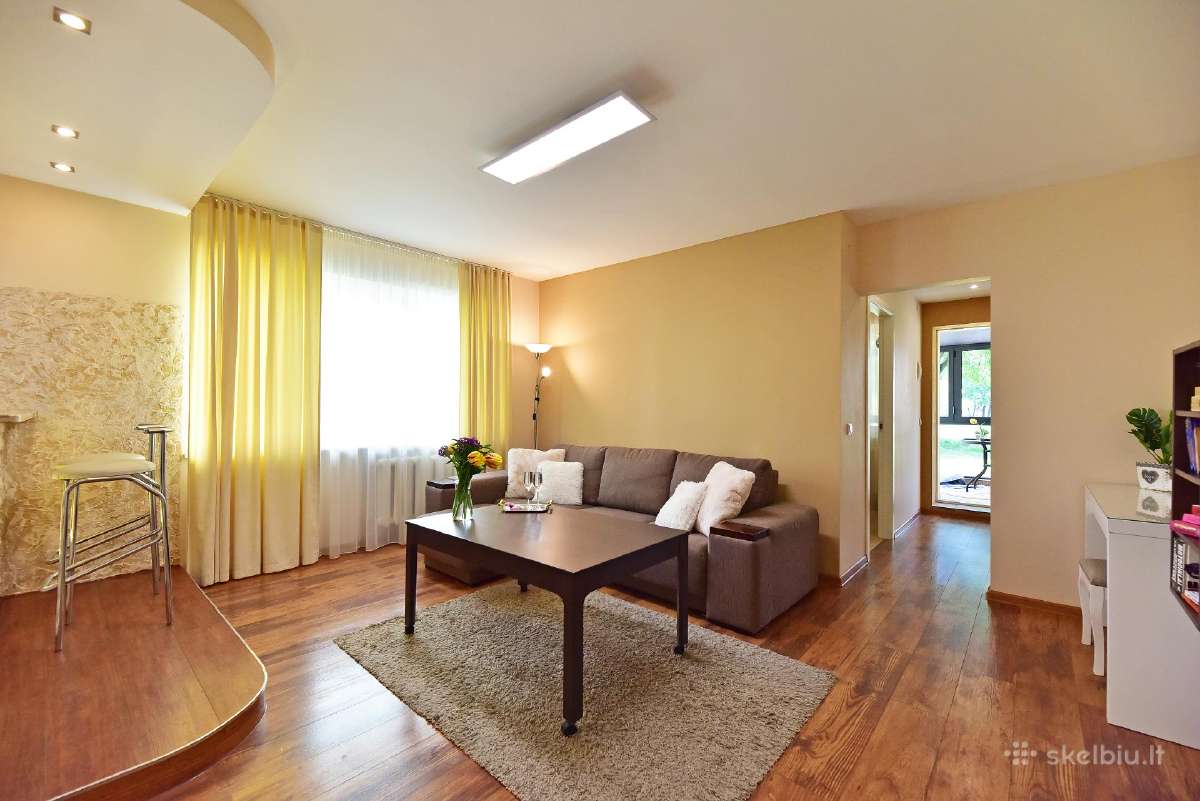 Oksanos apartamentai centre+privatus įėjimas+ac - nuotraukos Nr. 2