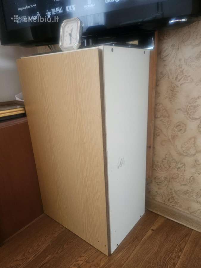 Spintelė su veidrodžiu - nuotraukos Nr. 2